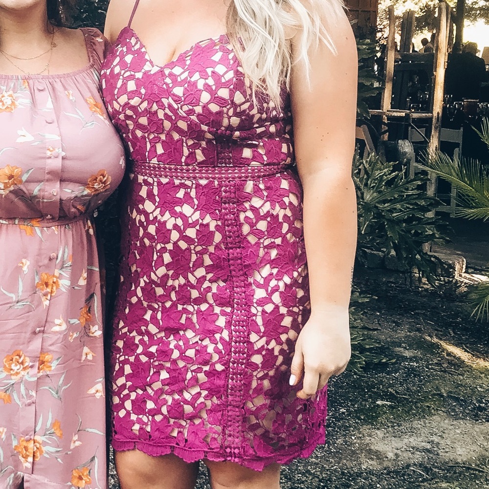 BERRY PINK LACE DRESS